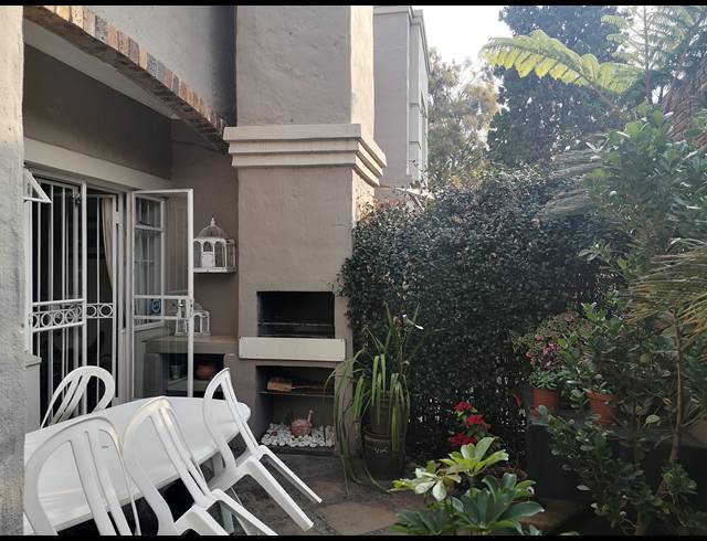 3 BEDROOM TOWNHOUSE FOR SALE IN BRUMMERIA